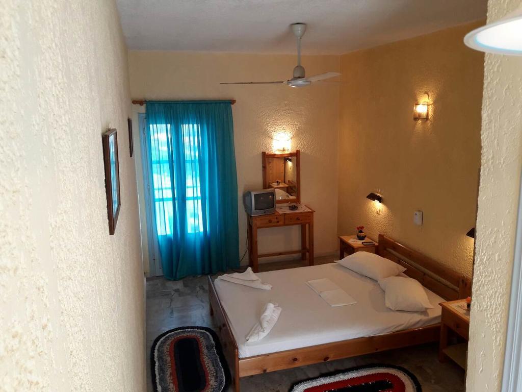 Hotel Kamari Masouri Bagian luar foto