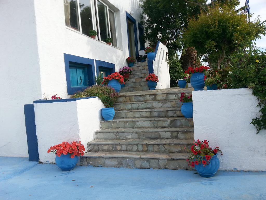 Hotel Kamari Masouri Bagian luar foto